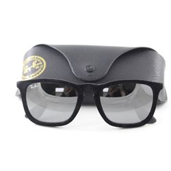 PAIR OF RAY-BAN SUNGLASSES WITH CASE