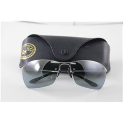 PAIR OF RAY-BAN SUNGLASSES WITH CASE