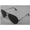 Image 3 : PAIR OF RAY-BAN SUNGLASSES WITH CASE
