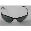 Image 2 : PAIR OF RAY-BAN SUNGLASSES WITH CASE