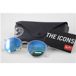 PAIR OF RAY-BAN SUNGLASSES WITH CASE