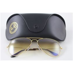 PAIR OF RAY-BAN SUNGLASSES WITH CASE