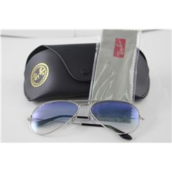 PAIR OF RAY-BAN SUNGLASSES WITH CASE