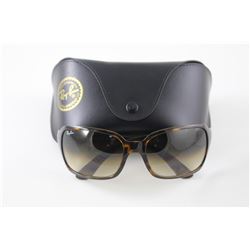 PAIR OF RAY-BAN SUNGLASSES WITH CASE