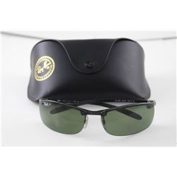 PAIR OF RAY-BAN SUNGLASSES WITH CASE