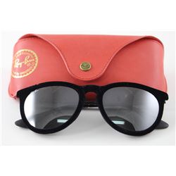 PAIR OF RAY-BAN SUNGLASSES WITH CASE