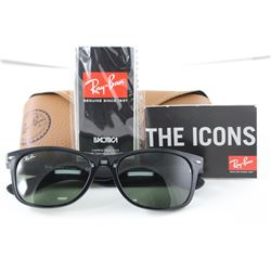 PAIR OF RAY-BAN SUNGLASSES WITH CASE