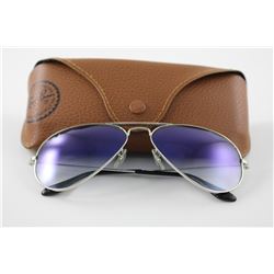 PAIR OF RAY-BAN SUNGLASSES WITH CASE