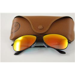 PAIR OF RAY-BAN SUNGLASSES WITH CASE