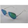 Image 3 : PAIR OF RAY-BAN SUNGLASSES WITH CASE