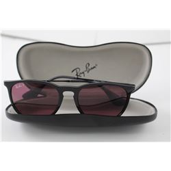 PAIR OF RAY-BAN SUNGLASSES WITH CASE