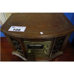 VINTAGE STYLE RECORD PLAYER WITH CD PLAYER AND RADIO