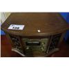 Image 1 : VINTAGE STYLE RECORD PLAYER WITH CD PLAYER AND RADIO