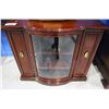 Image 1 : CURVED GLASS CABINET