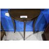 Image 1 : D TABLE