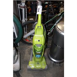 EUREKA UPRIGHT VACUUM