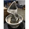 Image 2 : CEMENT GARDEN FOUNTAIN (NEEDS PUMP & HOSE)