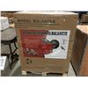 Image 2 : HEAVY DUTY WHEEL BALANCER