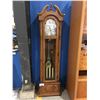 Image 1 : RIDGEWAY OAK CASED GRANDFATHER CLOCK (HAIRLINE CRACK IN FRONT GLASS)