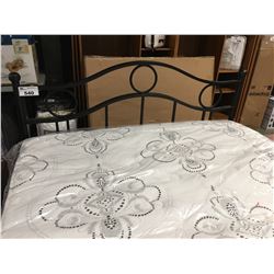 BLACK METAL QUEEN SIZED HEADBOARD WITH ROLLER FRAME