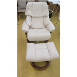 Stressless Leather Lounge Chair w/Ottoman - Ekornes (Norway), Ivory w/Circular Wooden Base