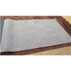 Area Rug: Gray, Surya Mystique, 100% Wool Pile, Gray, 5' x 8', Minor Signs of Wear