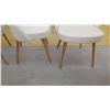 Image 9 : Qty 4 Knoll 72CW White Upholstered Open-Backed Chairs