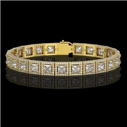 15.87 CTW Princess Diamond Designer Bracelet 18K Yellow Gold - REF-2895H8A - 42637