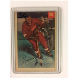 1954 PARKHURST #38 BENNY WOIT *RED WINGS*