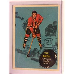 1961-62 Topps Chicago Blackhawks Hockey Card #36 Stan Mikita