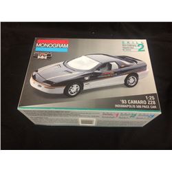 MONOGRAM '93 CAMARO Z28 (INDIANAPOLIS 500 PACE CAR) 1:25 SCALE -IN BOX-
