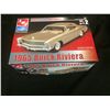 Image 1 : AMT/ERTL CLASSIC 1965 BUICK RIVIERA (1:25 SCALE) IN BOX