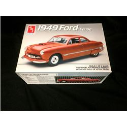 AMT/ERTL 1949 FORD COUPE (IN BOX) 1:25 SCALE UNASSEMBLED MODEL KIT
