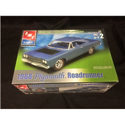 AMT/ERTL 1968 PLYMOUTH ROADRUNNER (1:25 SCALE) UNASSEMBLED MODEL KIT IN BOX