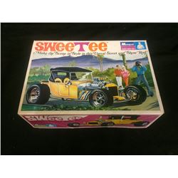 MONOGRAM SWEETEE MODEL KIT (IN BOX)