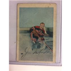 1952 Parkhurst #38 JAMES McFADDEN *BLACK HAWKS*