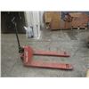 Image 2 : Vestil 5,500 lbs Capacity Pallet Jack, M/N: PM5 2748