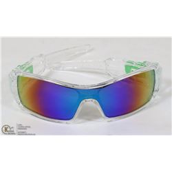 NEW REPLICA OAKLEY SUNGLASSES CLEAR AND GREEN