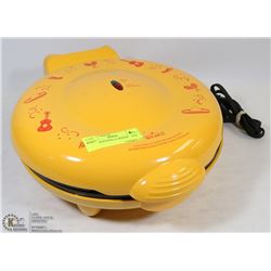 RIVAL QUESADILLA MAKER    NEW