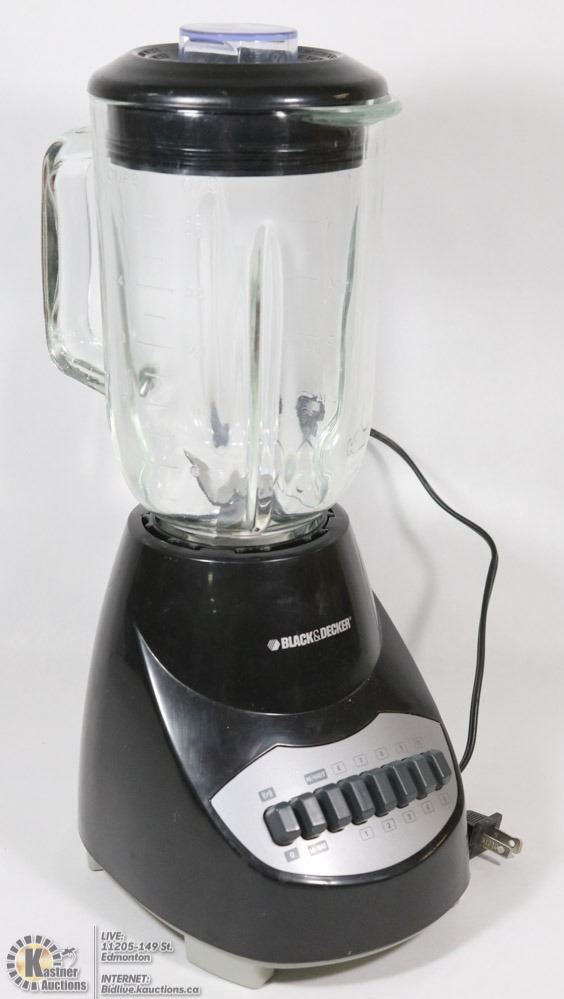 BLACK AND DECKER BLENDER