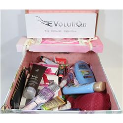 BOX OF FEMALE VALENTINE DELIGHT INCL SALON