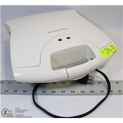 SUNBEAM WAFFLE MAKER - MAKES 4 AT A TIME