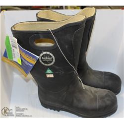 AIR-BOSS DEF. SIZE: 11.5  COMPOUND HD RUBBER BOOTS