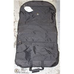 NIB BLACK DELSEY GARMENT BAG 45845BK -ON CHOICE-