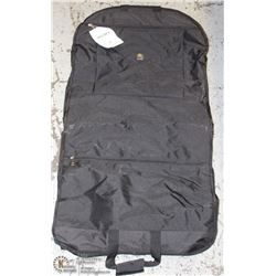 NIB BLACK DELSEY GARMENT BAG 45845BK -ON CHOICE-