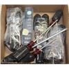 Image 1 : BOX OF ASSORTED SCREW DRIVERS