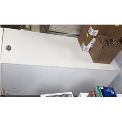 WHITE OFFICE DESK 72X30X29 -ON CHOICE-