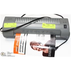 STAPLES PERSONAL LAMINATOR #14246