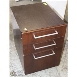 BROWN 3 DRAWER CABINET 22X18X28