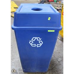 BEVERAGE CONTAINER RECYCLE BINS WITH LIDS